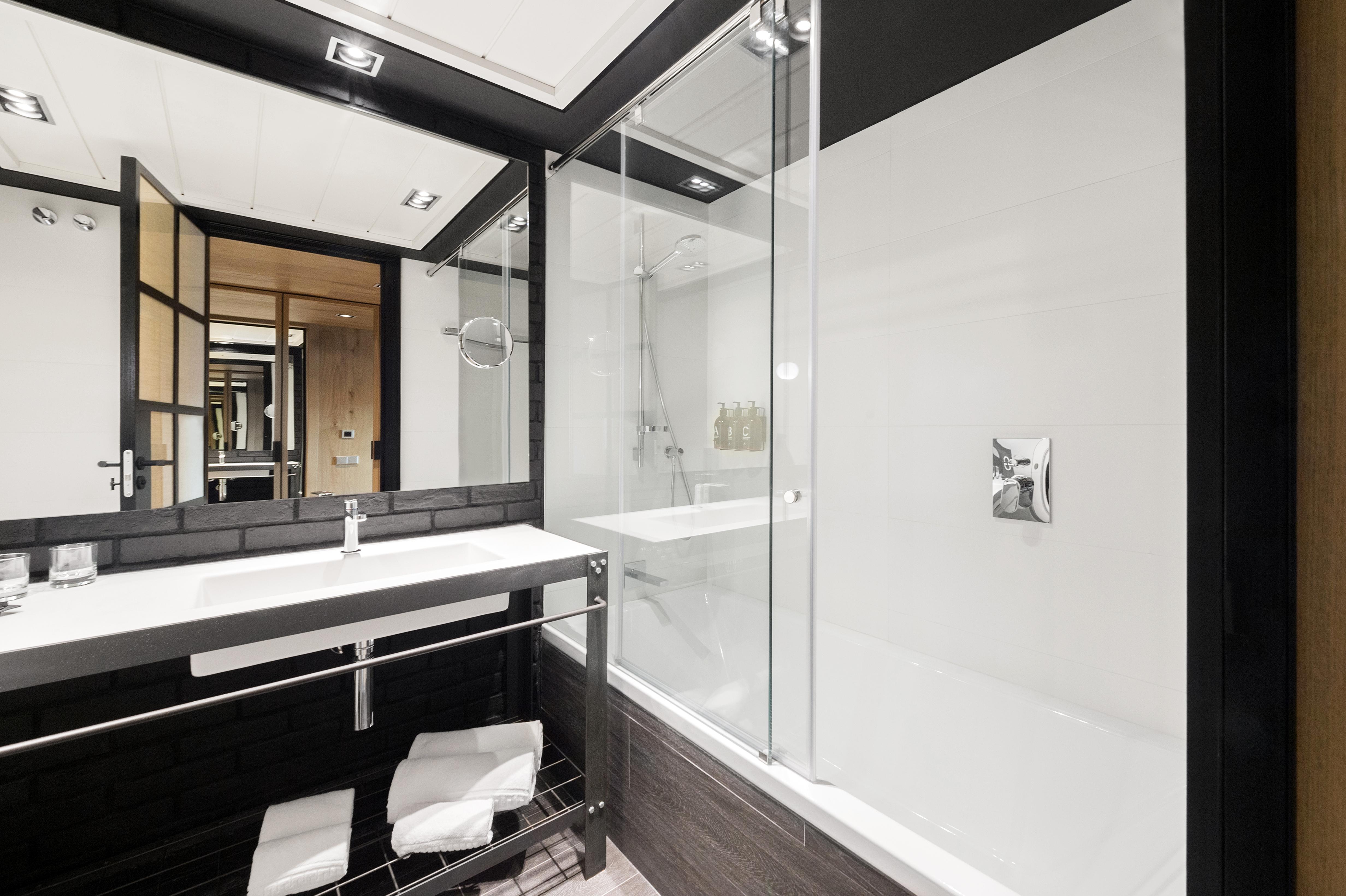 The Corner Hotel Barcelona Ngoại thất bức ảnh