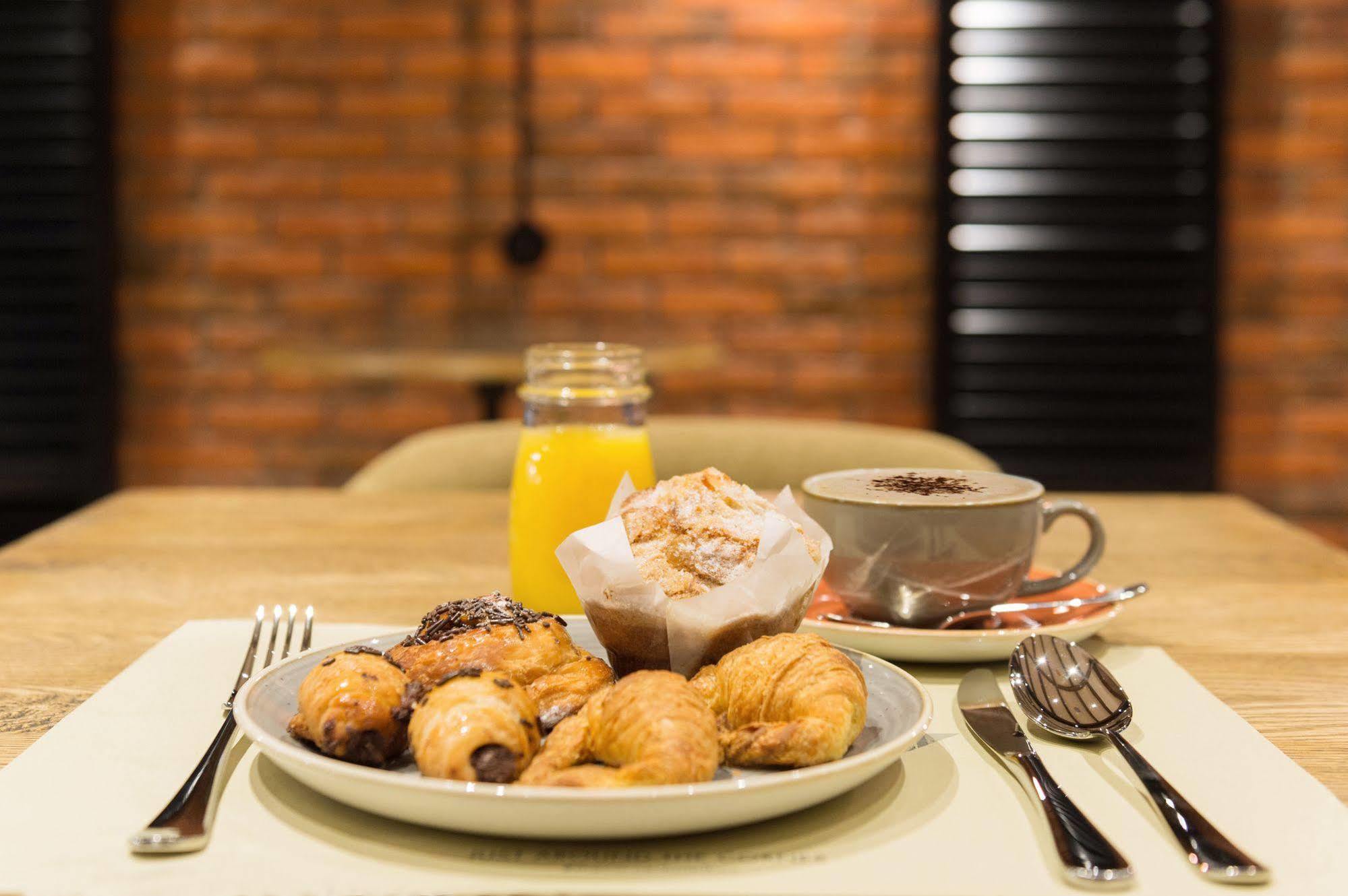 The Corner Hotel Barcelona Ngoại thất bức ảnh