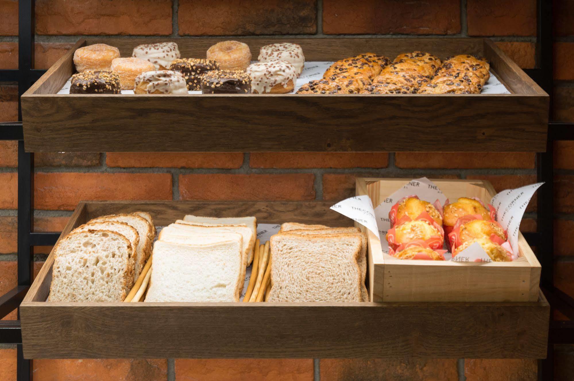 The Corner Hotel Barcelona Ngoại thất bức ảnh