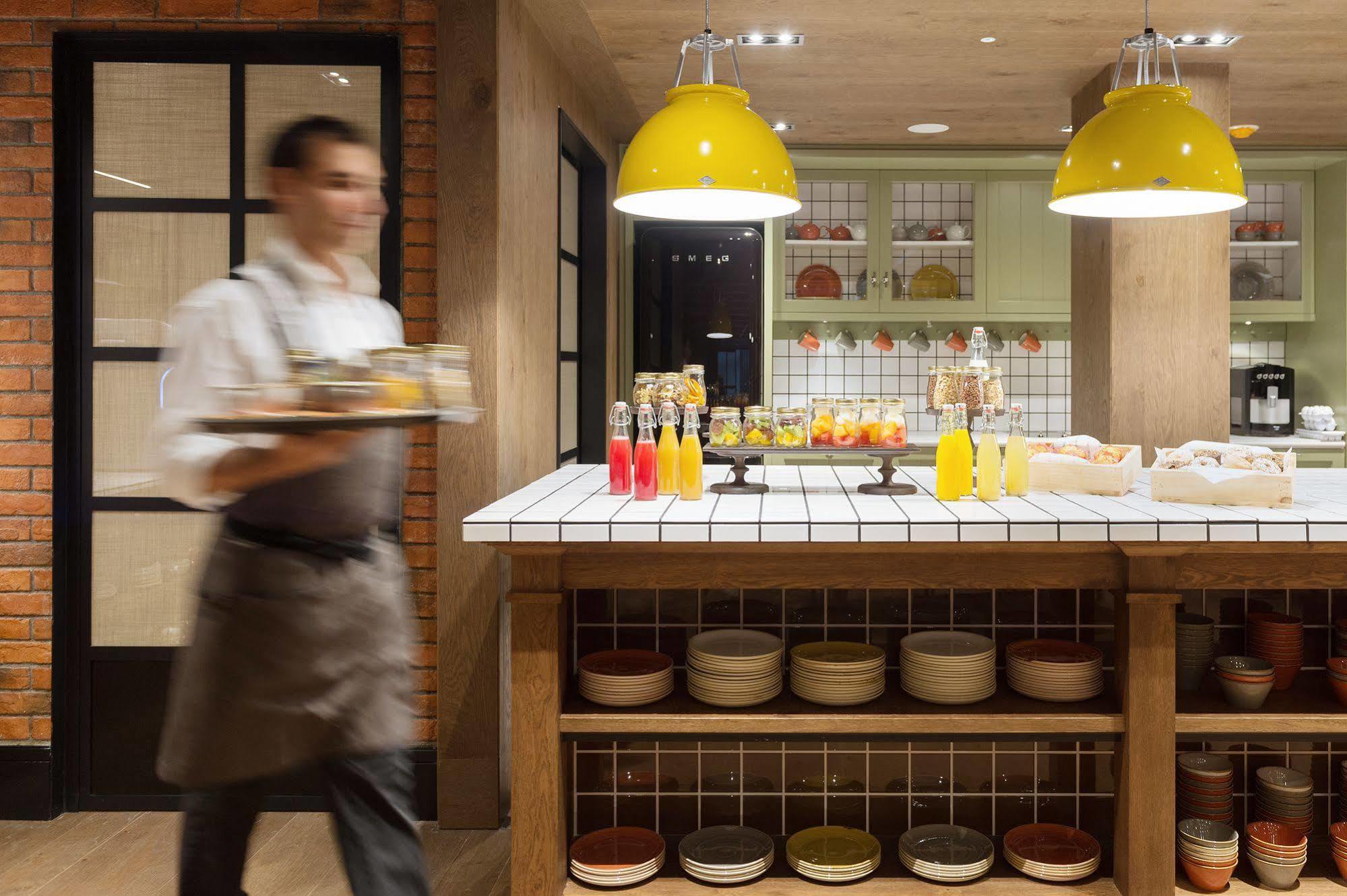 The Corner Hotel Barcelona Ngoại thất bức ảnh