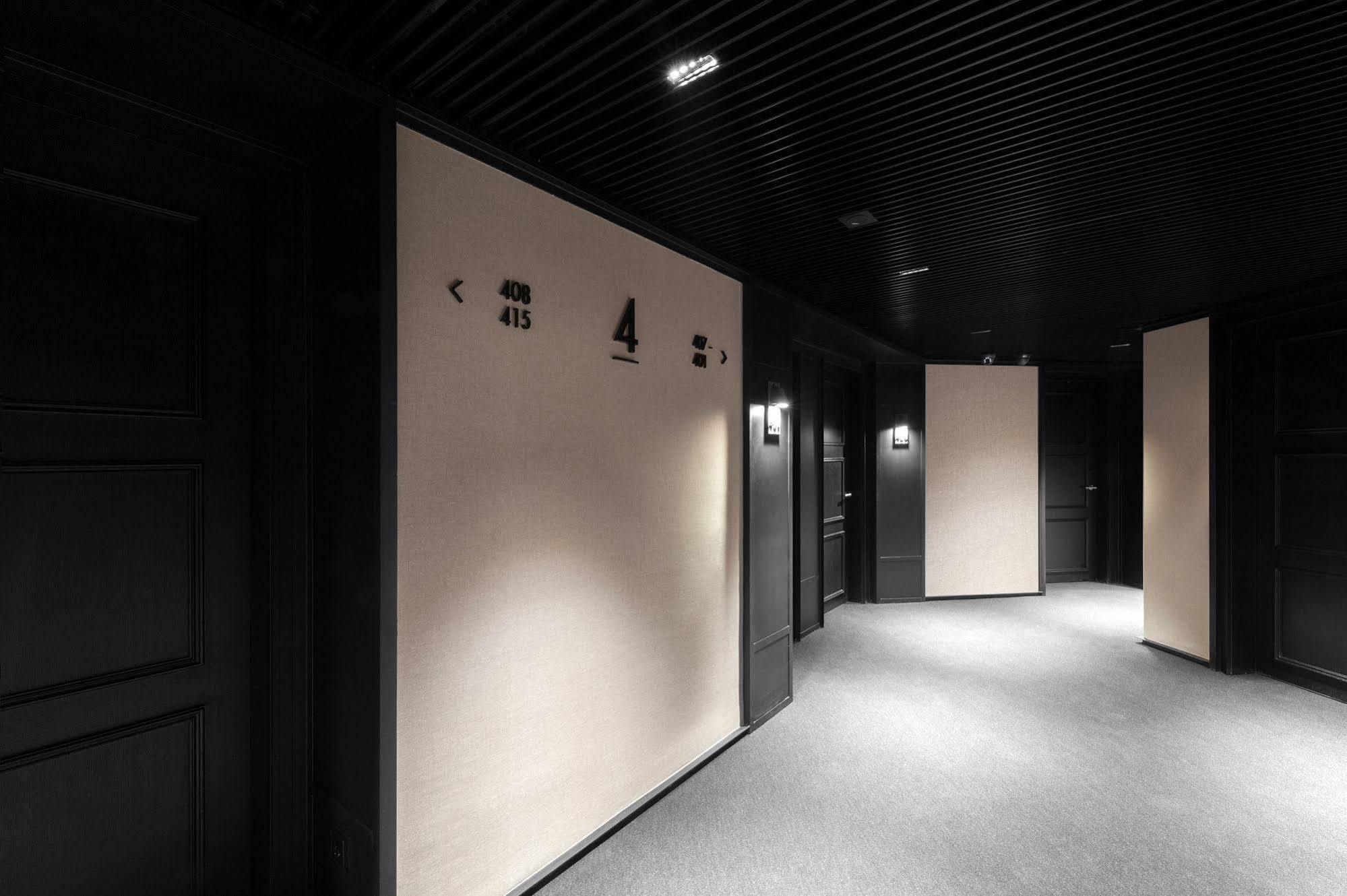 The Corner Hotel Barcelona Ngoại thất bức ảnh