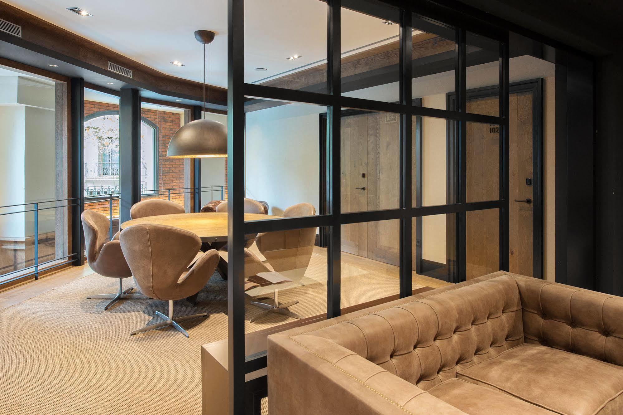The Corner Hotel Barcelona Ngoại thất bức ảnh